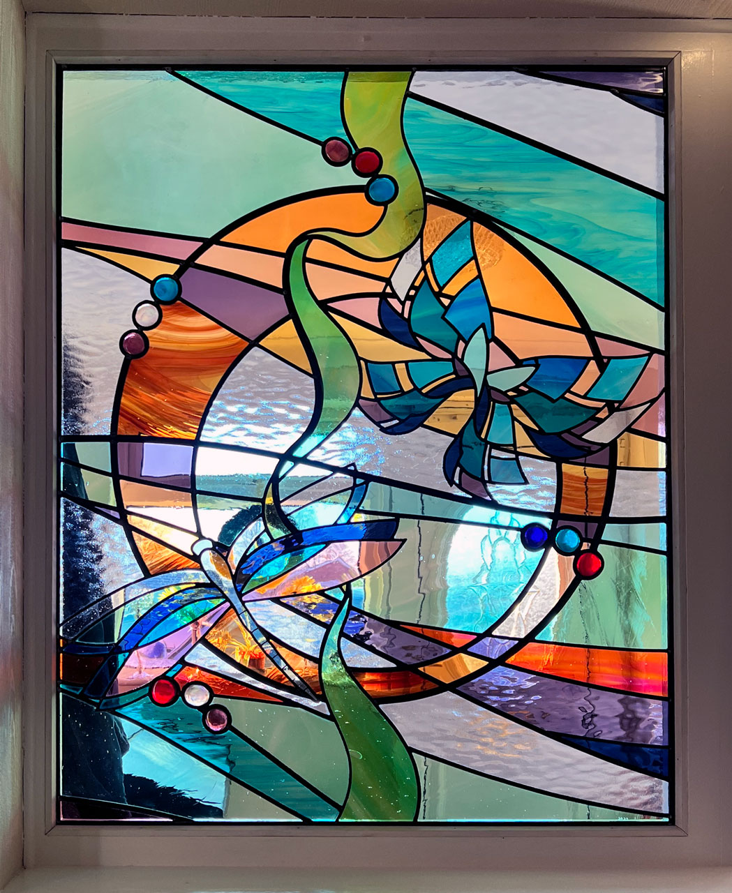 What kind of paint do you use for stained glass? Is it too late to paint on  the eye in this piece? : r/StainedGlass